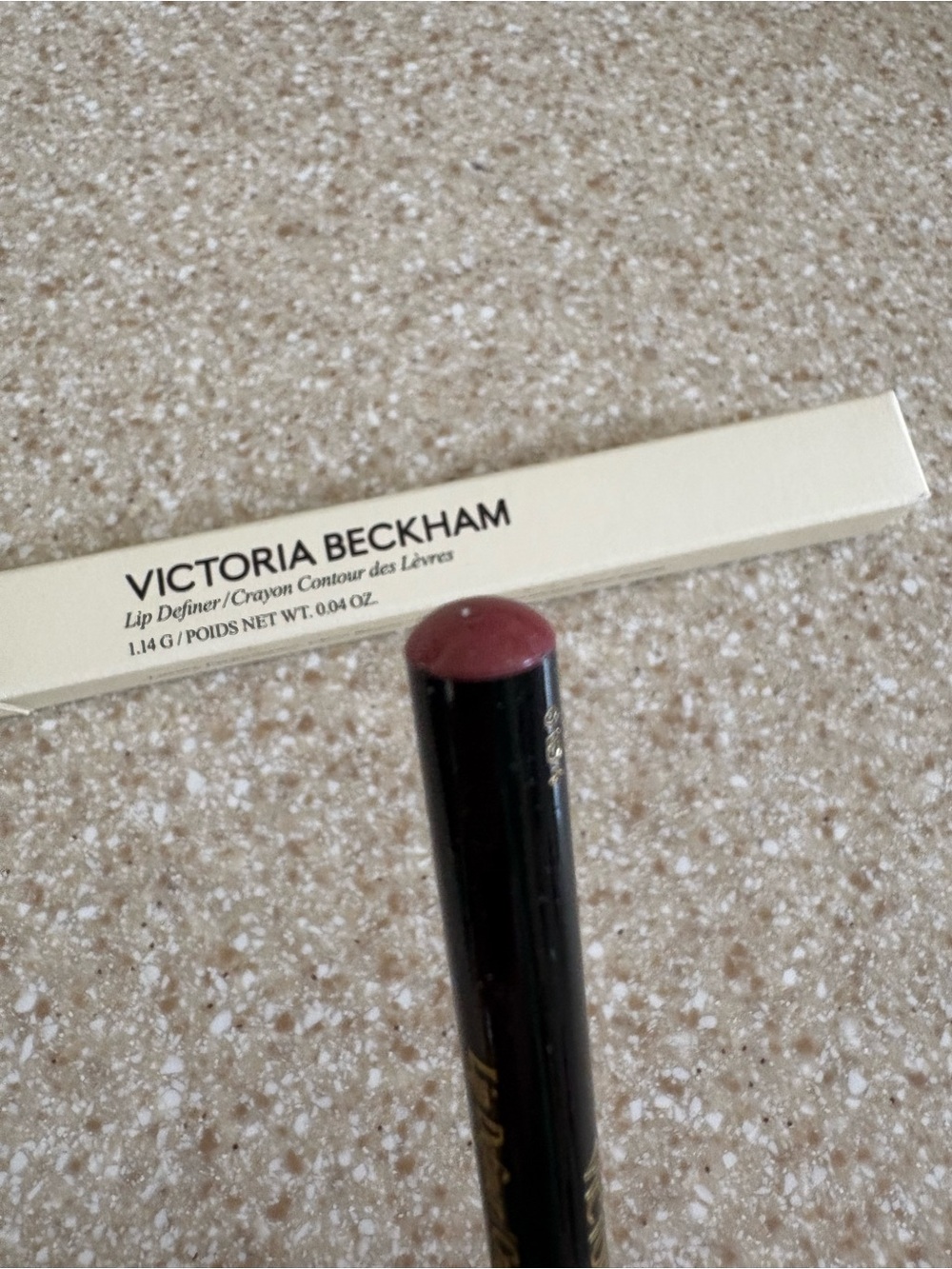 Victoria Beckham Lip Definer Pencil 03